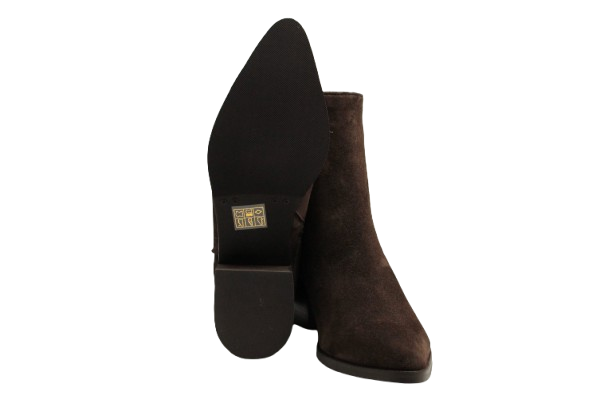 IMG_1942-removebg-preview