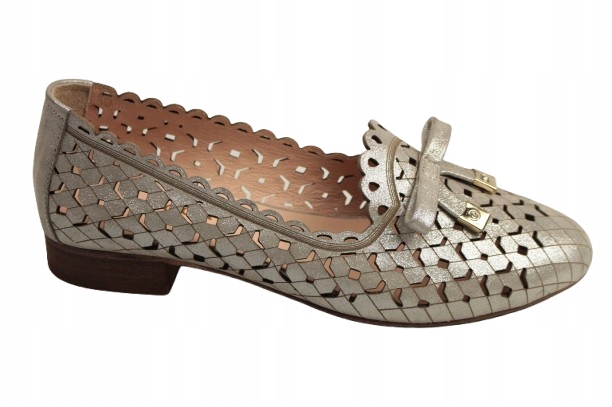 f7a97d0a8bef533f35f24c236a190450bdcf465ee1dcfff580043caaae2ca9c90999a77ac139dd838e7b38a0d541438e0ad0993040ca5082c87a7d86284a6861328f227286661dba11389302c80dbdd4 Mokasyny-Damskie-Boccato-010-1700-r-36-Zlote-WLOSKIE-Azurowe